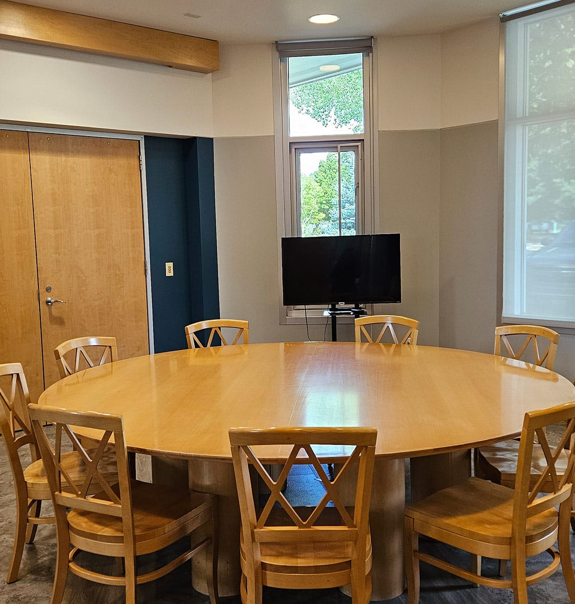 Meeting room available to non-profit groups and individuals in Weld County available at the Glenn A Jones MD Memorial Library in Johnstown Colorado
