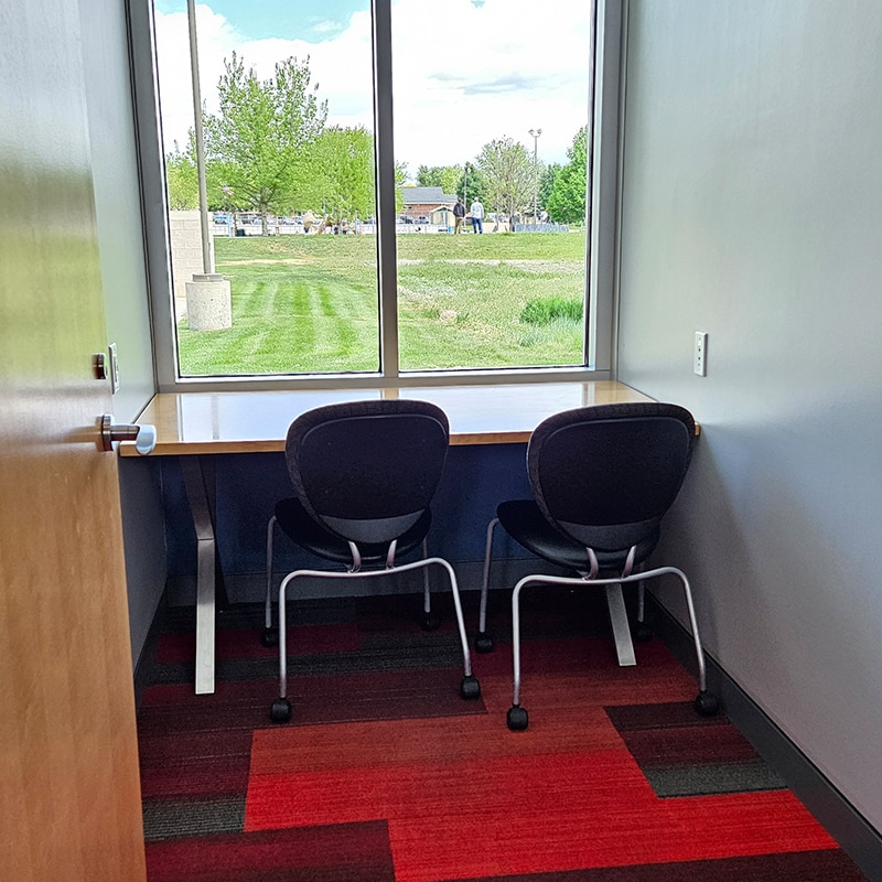 meeting-study-room-grid-4